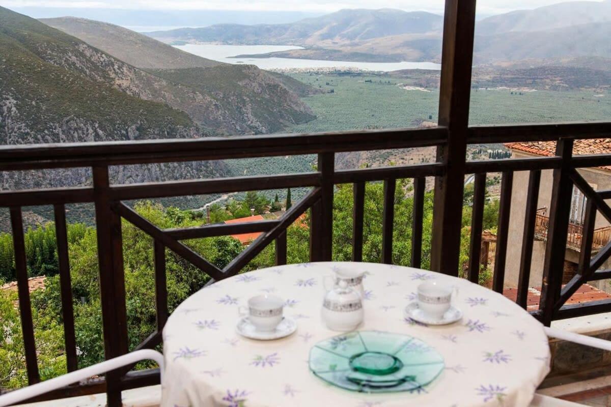 Apollon Stone Villa In Delphi With Breathtaking Views Exteriör bild